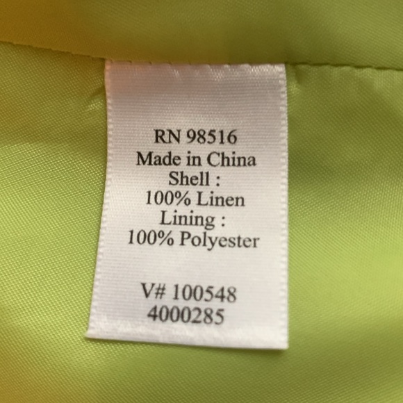 Coldwater Creek green jacket. Three buttons. Ruffled detailing bottom. Size 8 - Picture 5 of 11